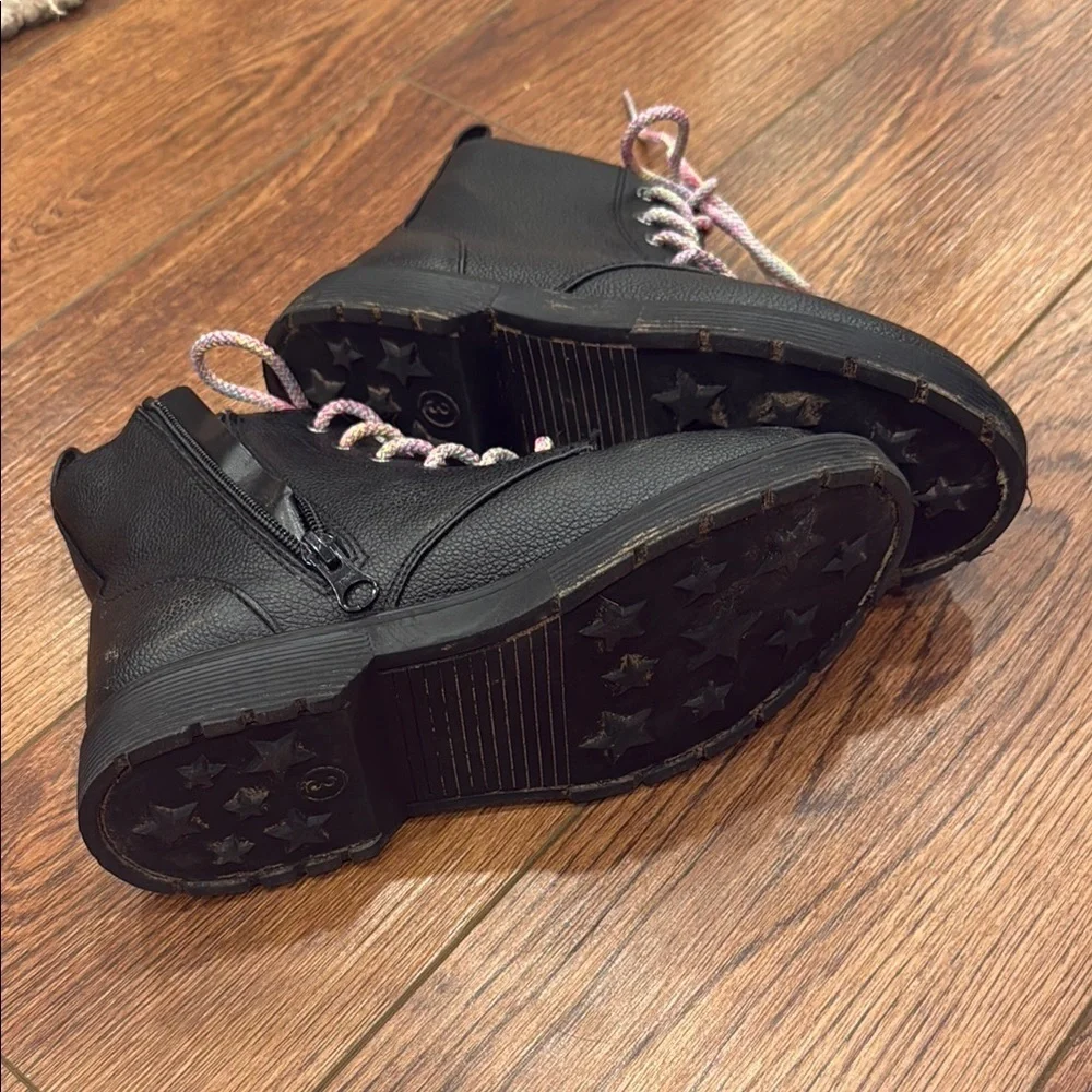 Black Boots with Multicolor Laces